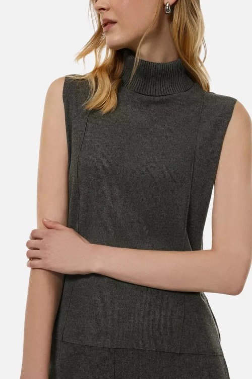 Soft-touch vest sweater