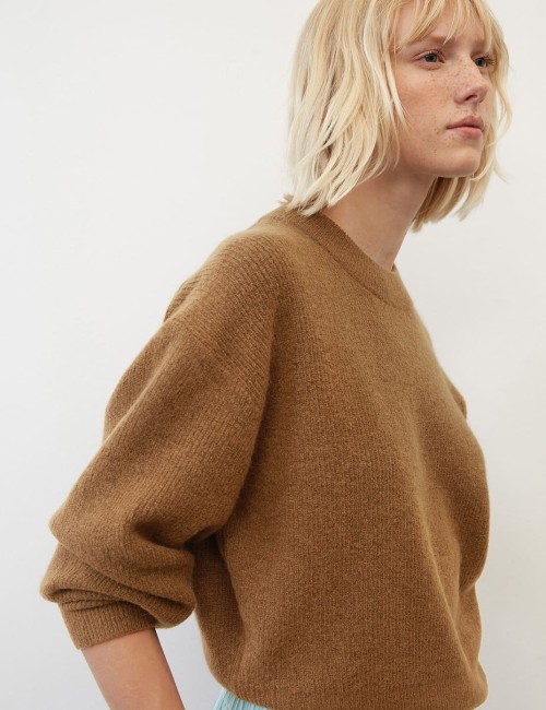 Round Neck Knit Jumper